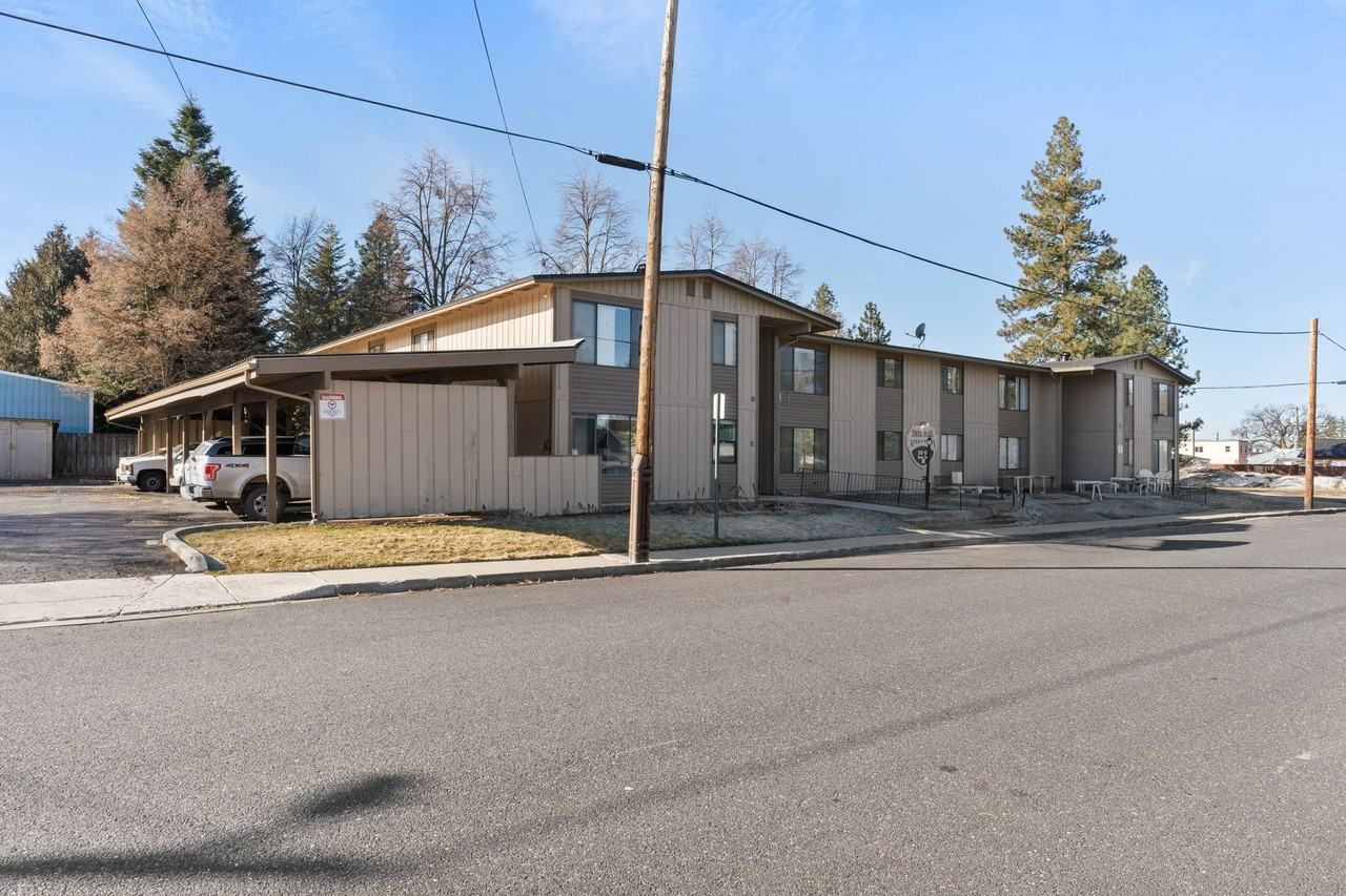 The Deer Park Apartments (New) - Photo 3 of 6