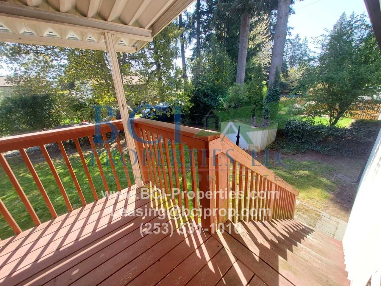 10616 98th St Sw - Photo 4 of 44