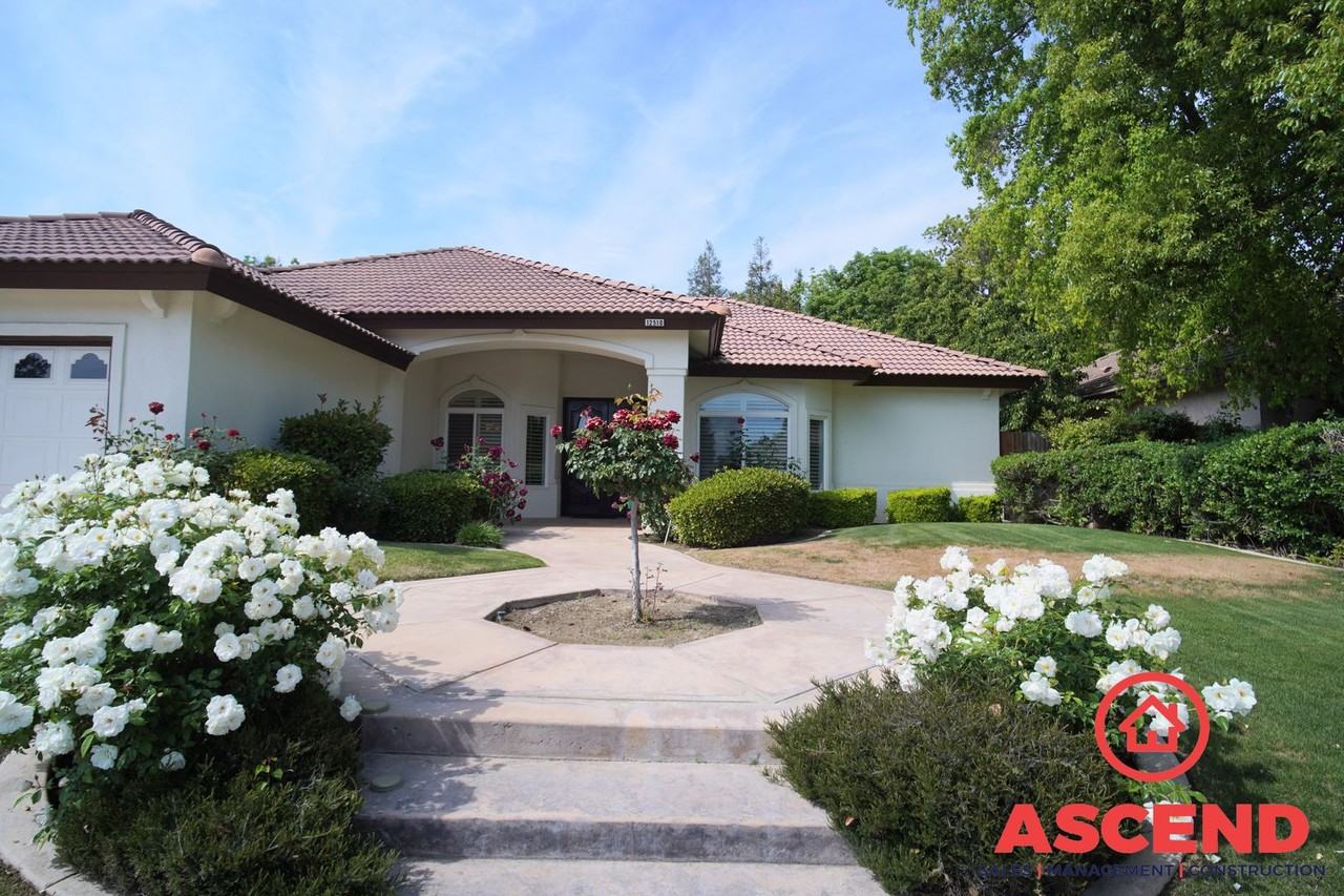 12510 Savonburg Dr - Photo 2 of 18