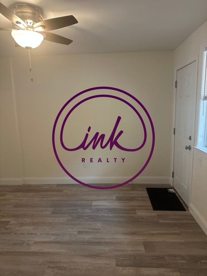 698 Tina Ct - Photo 5 of 10