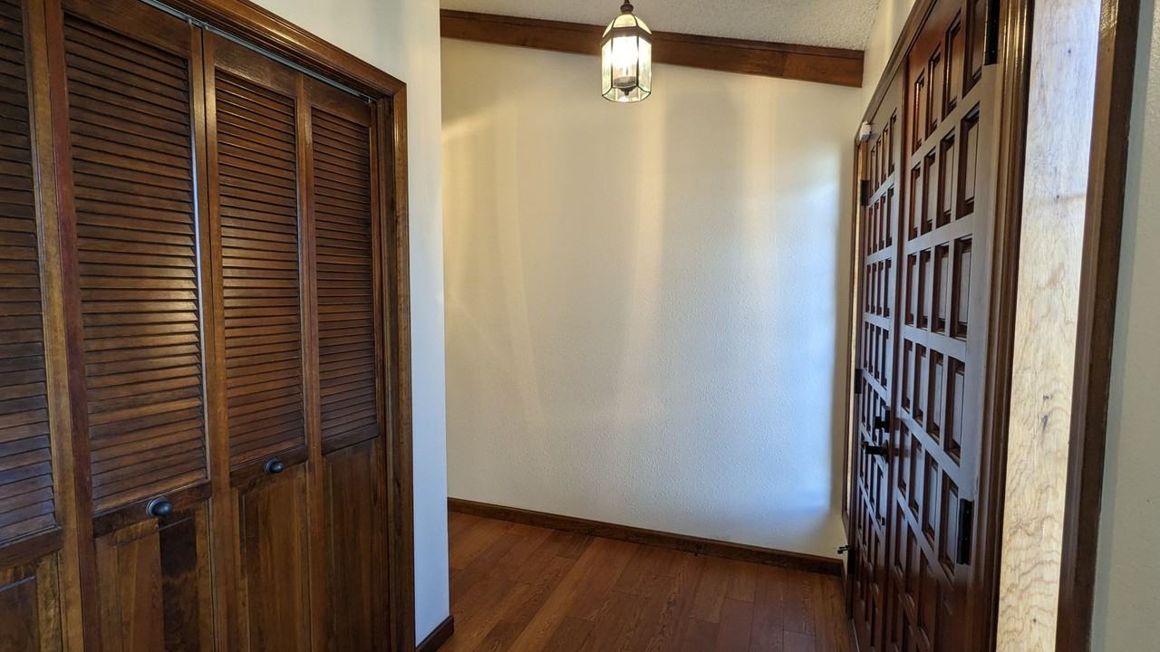 3926 Broadmoor Valley Rd - Photo 2 of 33