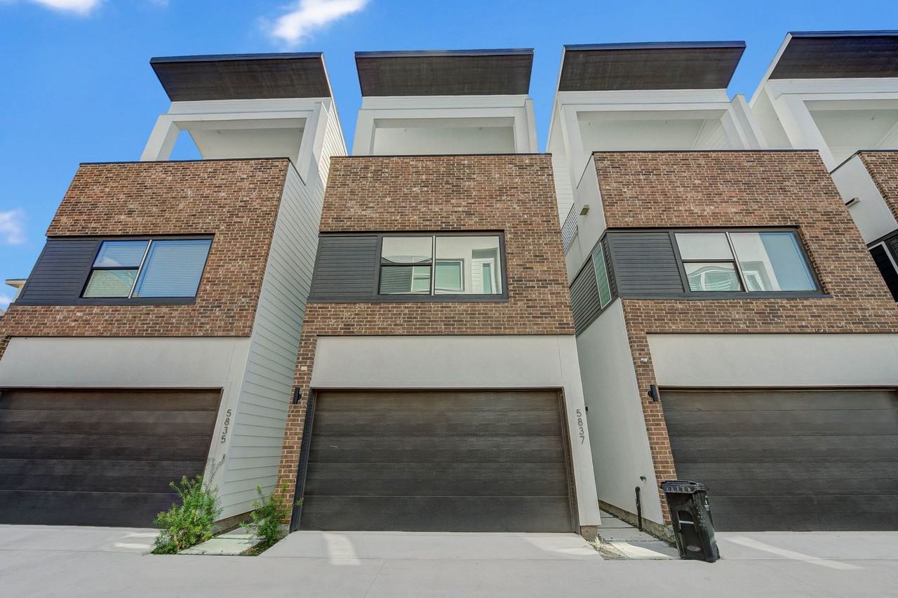 5837 Dolores St - Photo 3 of 26