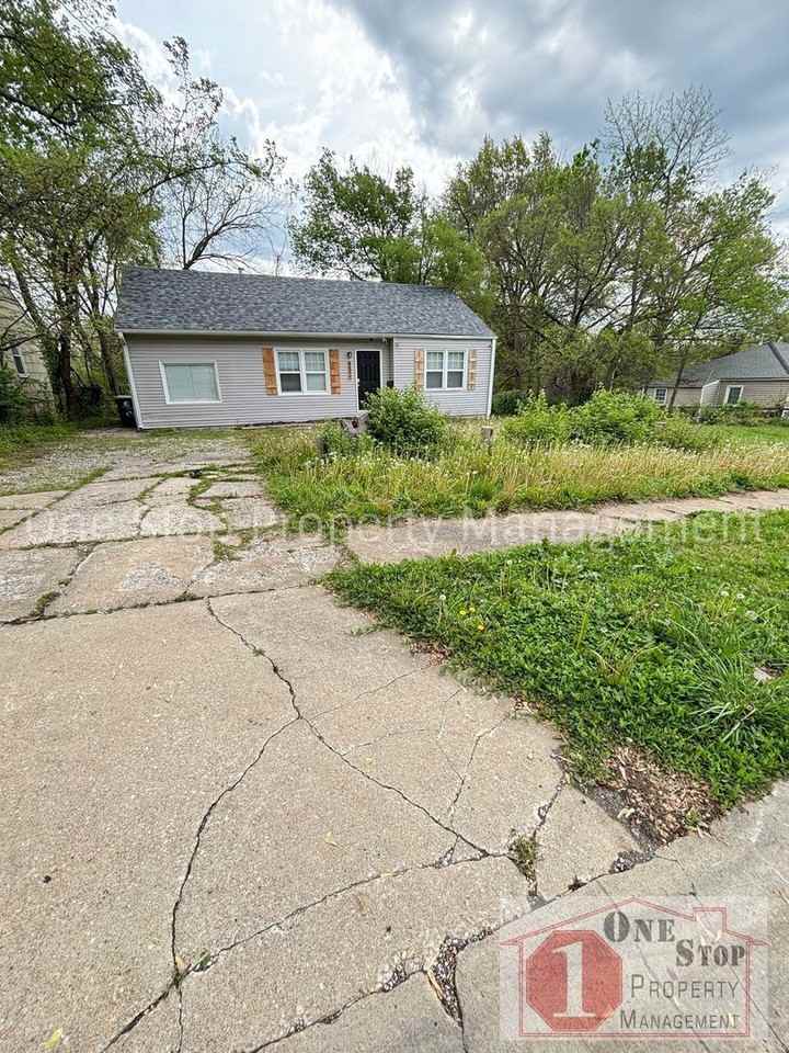 8001 Brooklyn Ave - Photo 2 of 14