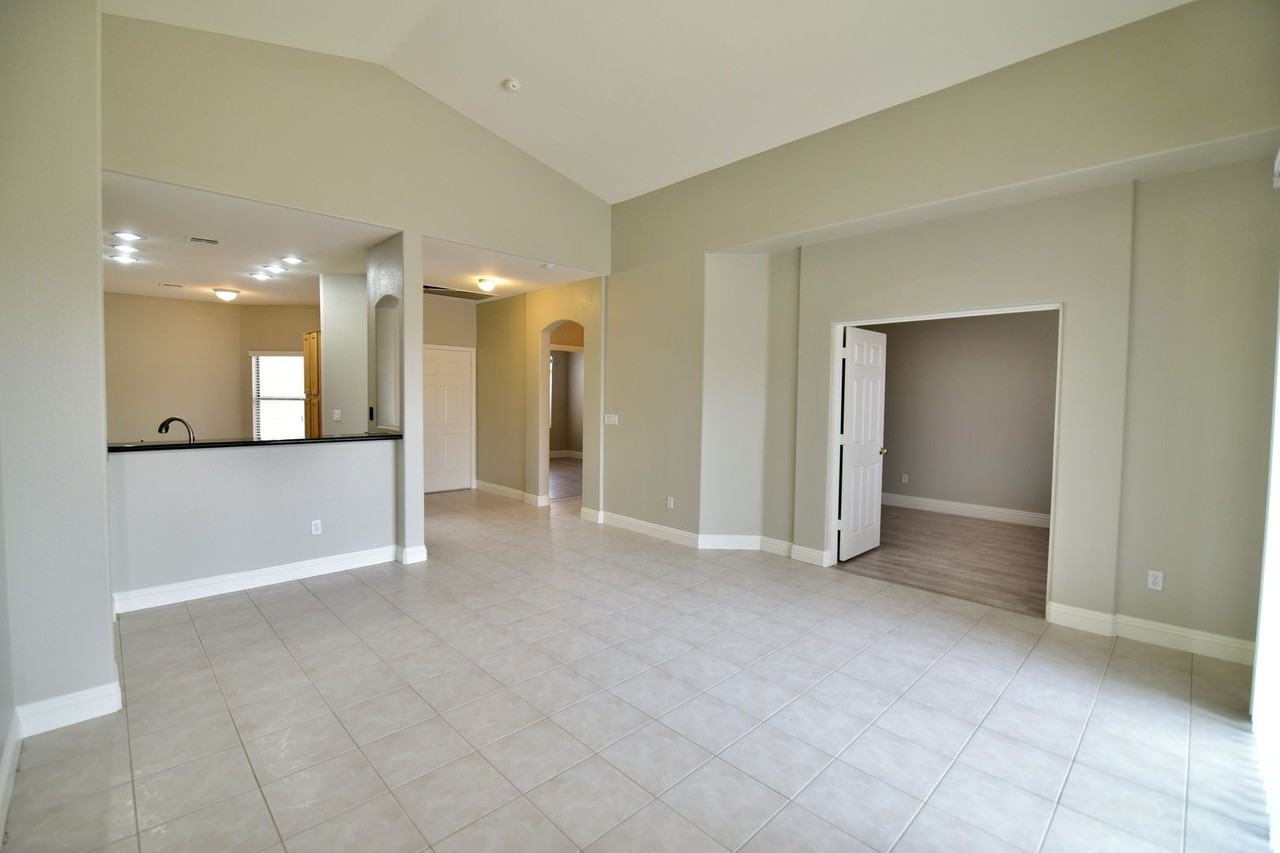 6157 Copper Crest Dr - Photo 6 of 36