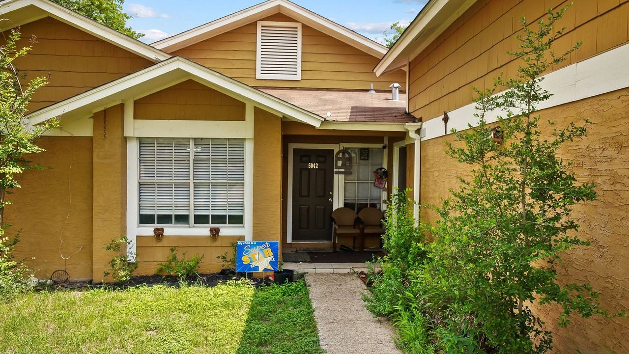 5044 Ayrshire - Photo 2 of 22