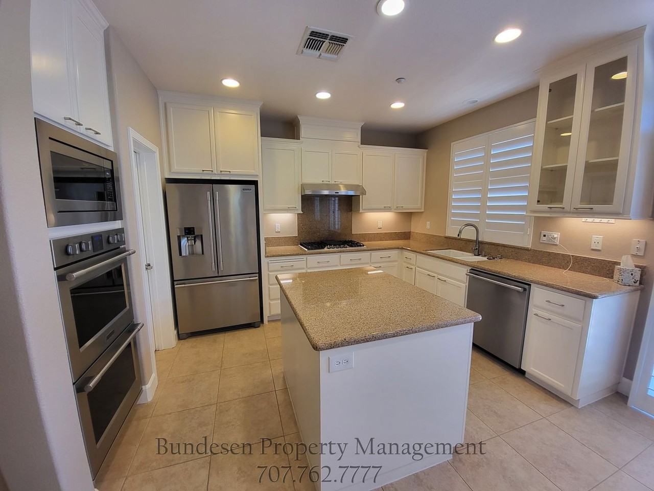 1727 Southgate Dr - Photo 6 of 24