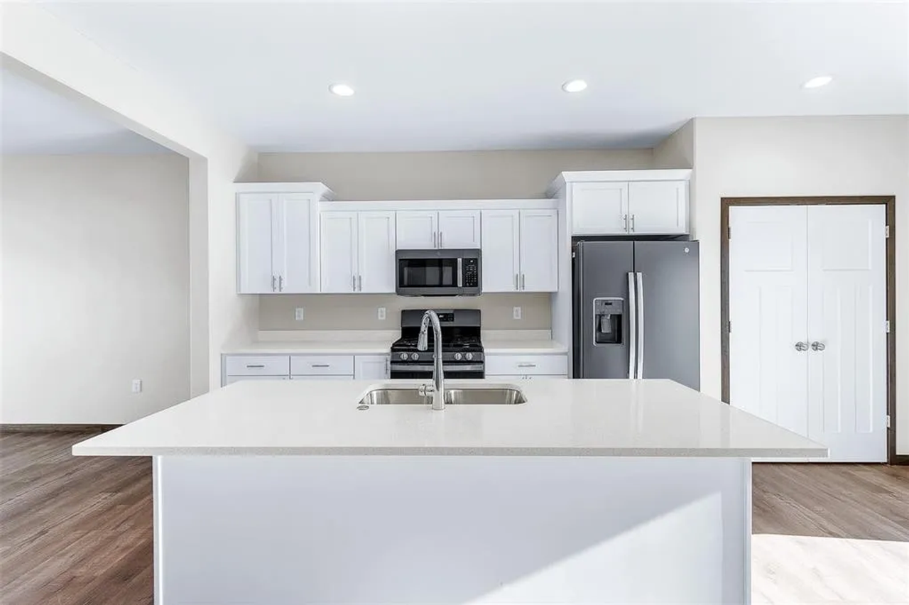 iHoldings III, LLC - Photo 3 of 50