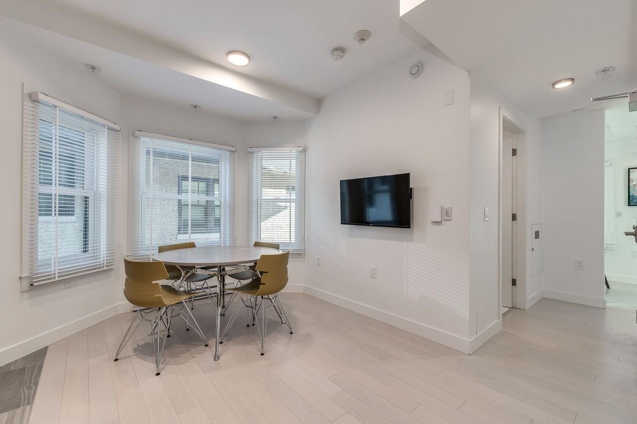 1431 Haro Street - Photo 4
