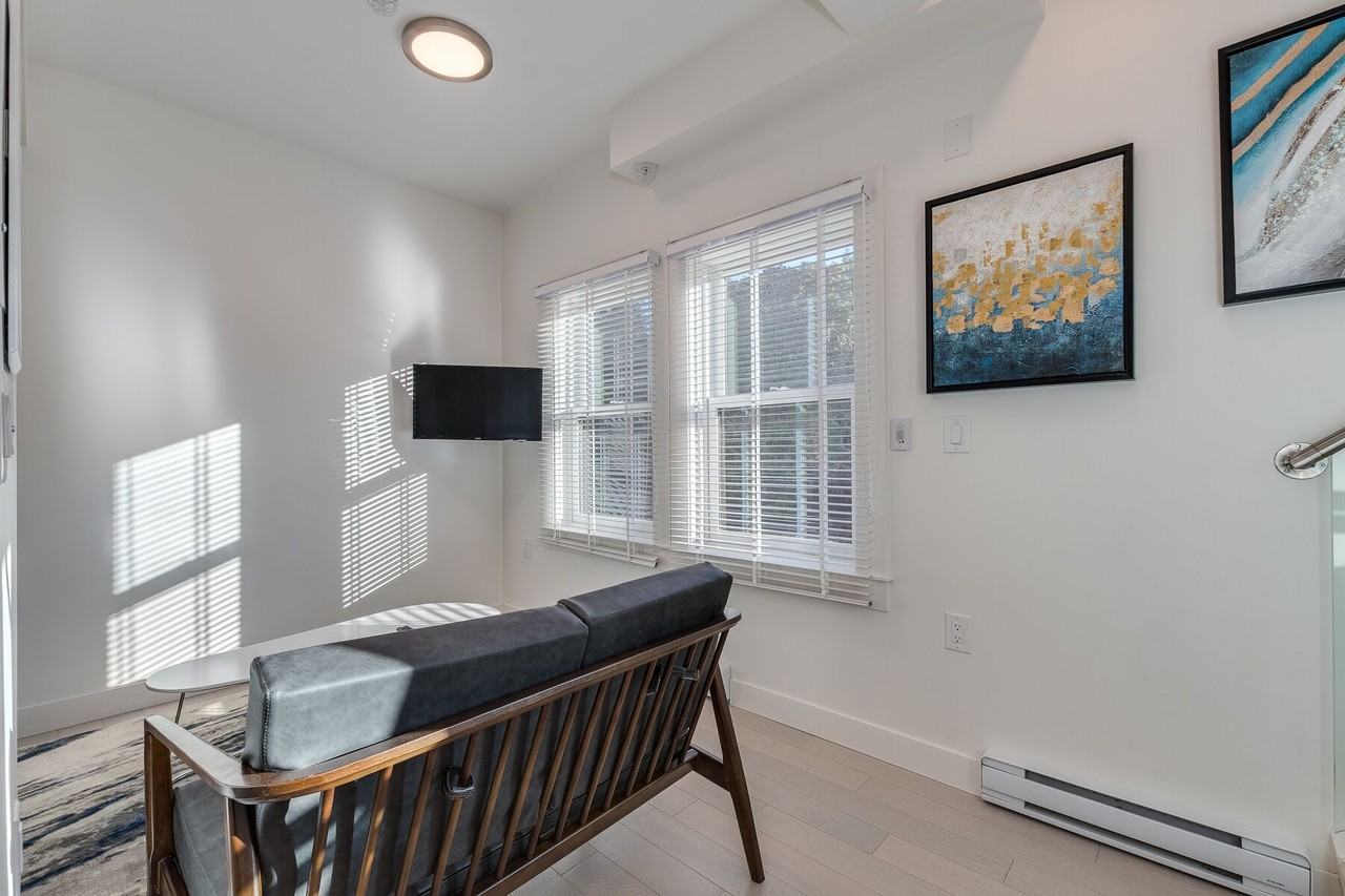 1431 Haro Street - Photo 8