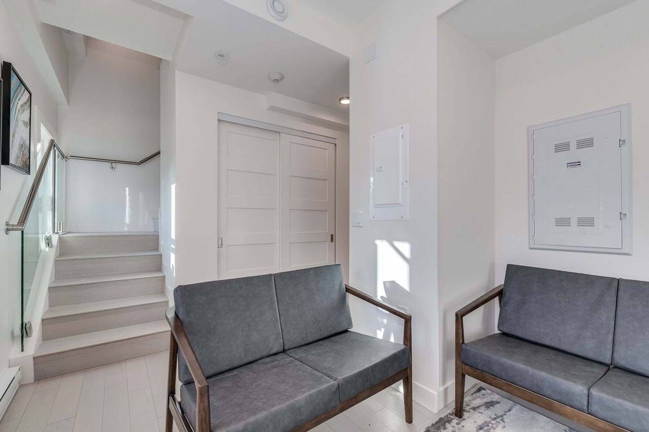 1431 Haro Street - Photo 9