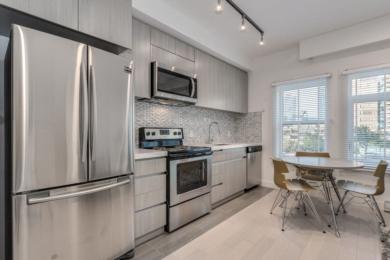 1431 Haro Street - Photo 12
