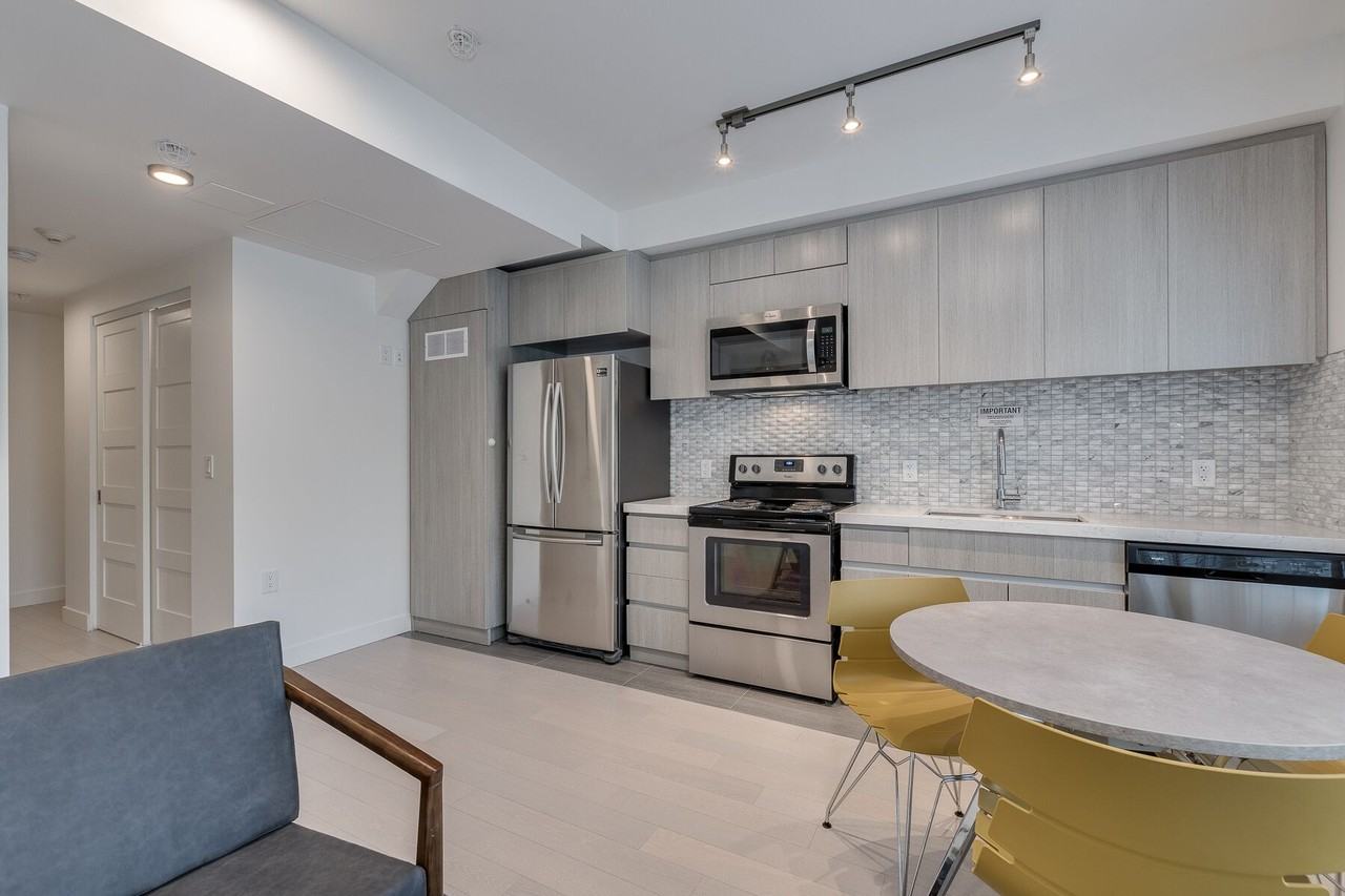 1431 Haro Street - Photo 18