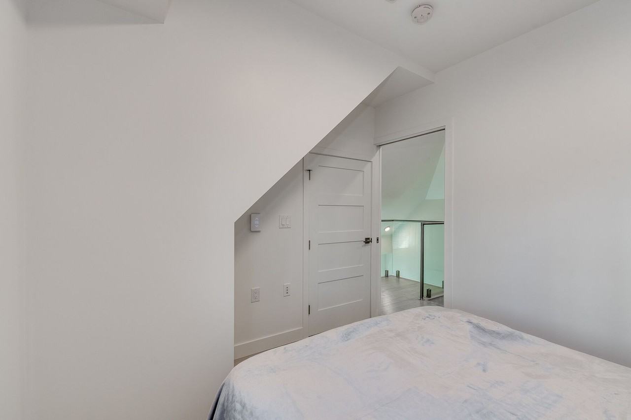 1431 Haro Street - Photo 23