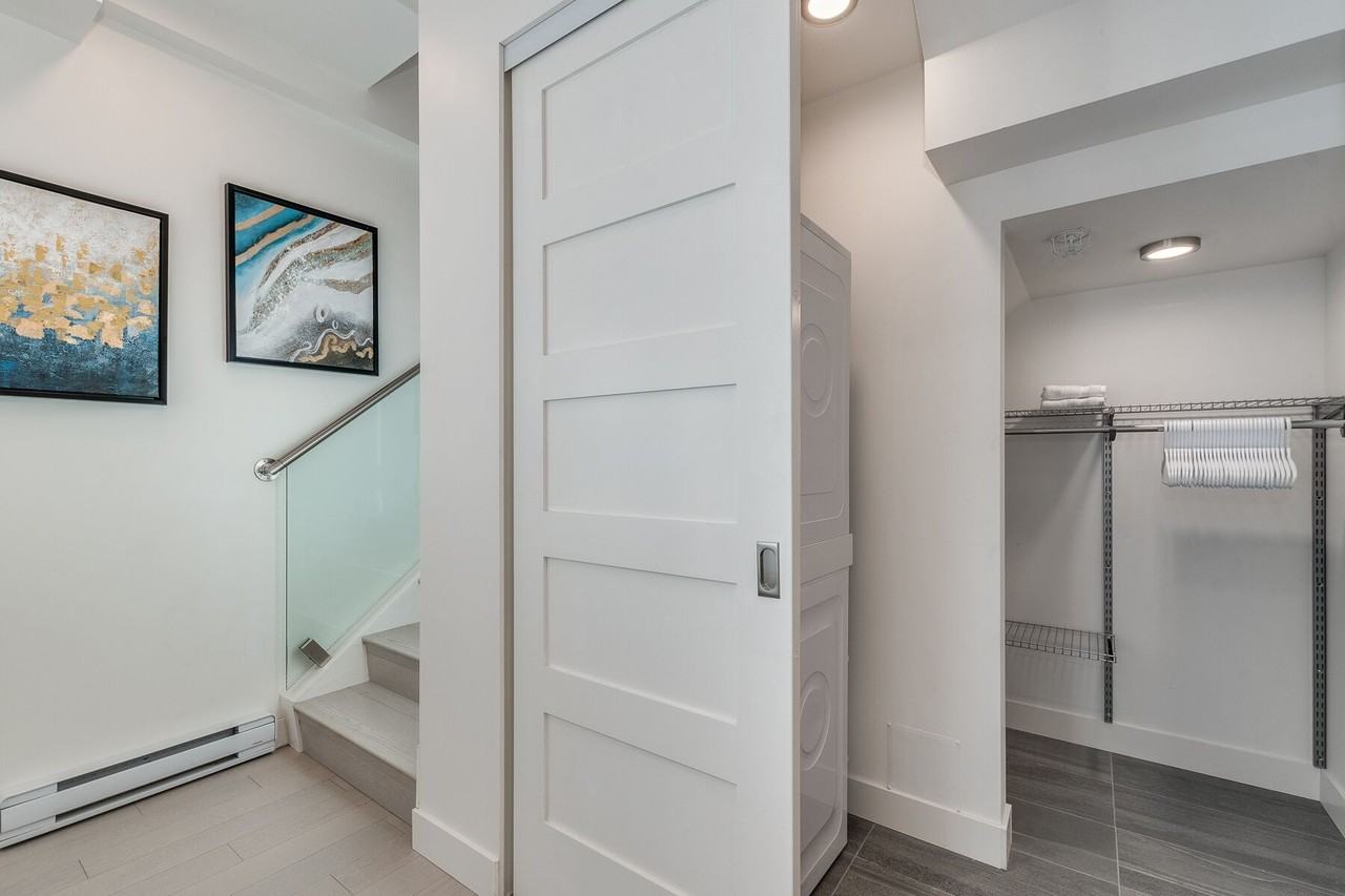 1431 Haro Street - Photo 27