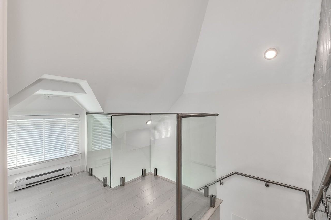 1431 Haro Street - Photo 31