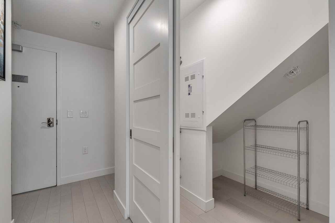 1431 Haro Street - Photo 32