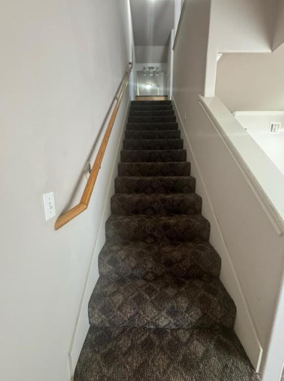 310 York St - Photo 3 of 13