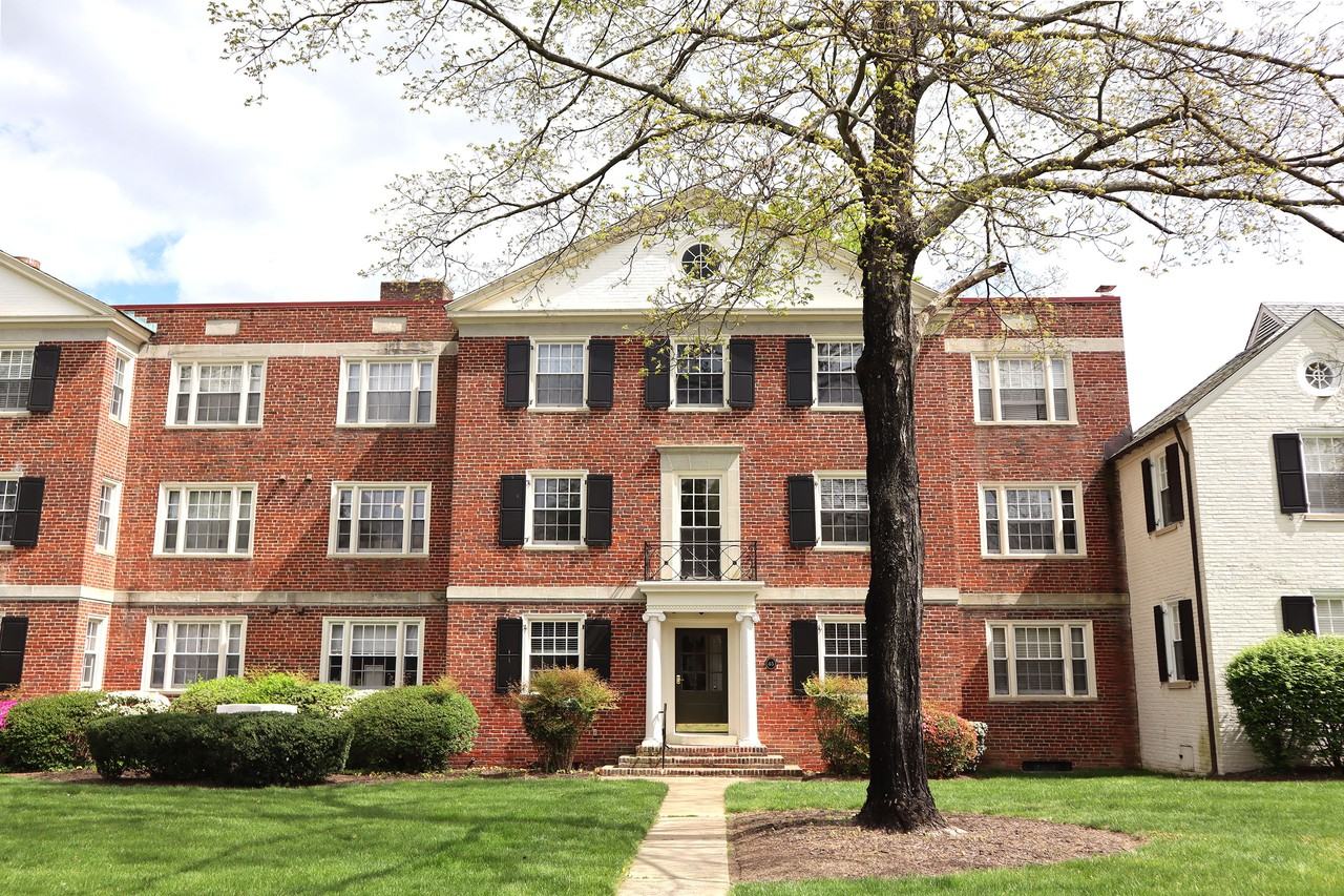45 E Lock Ln #2