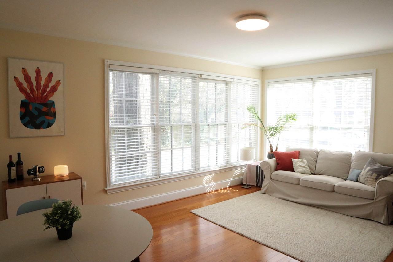 45 E Lock Ln #2 - Photo 3 of 24
