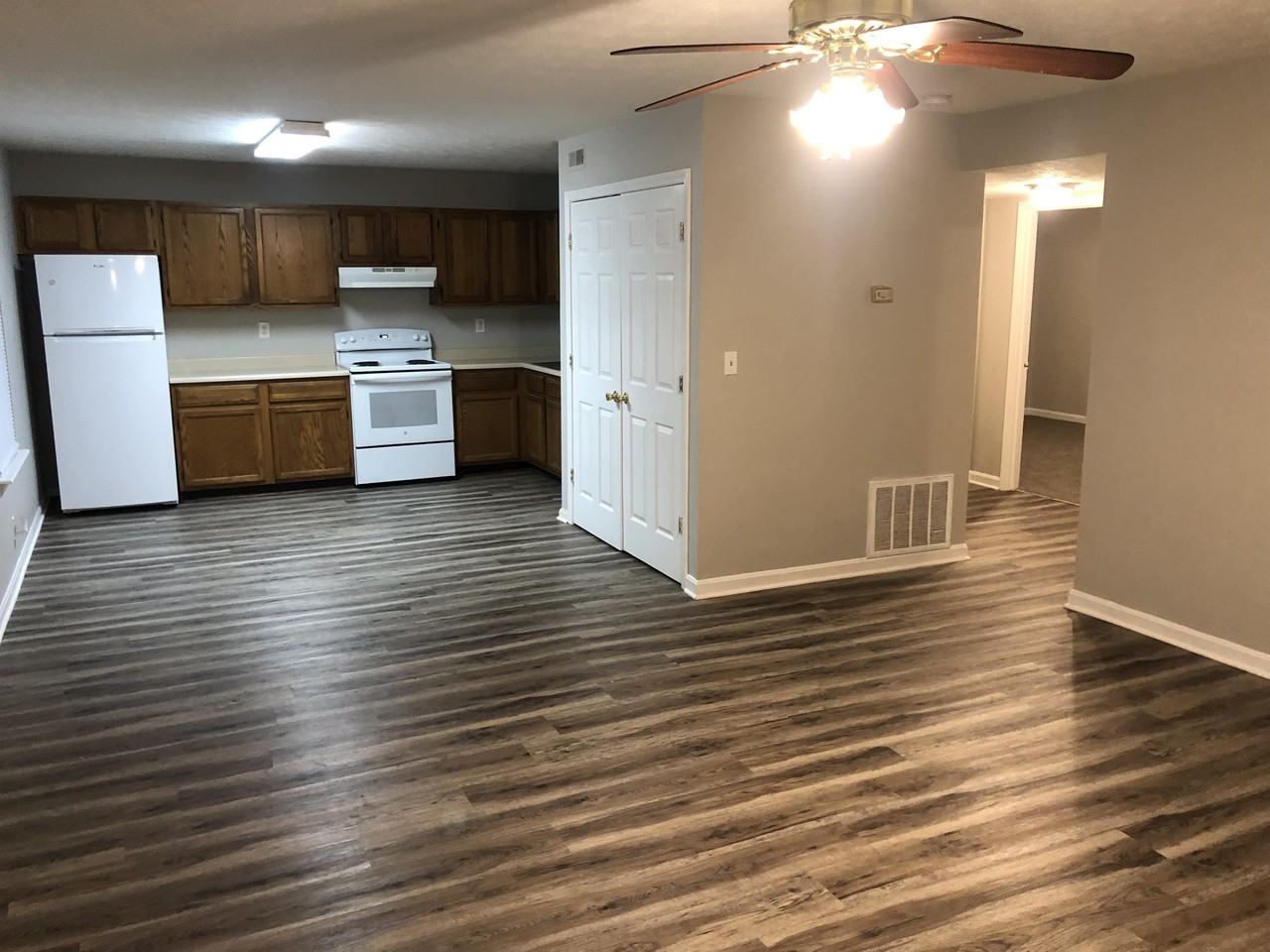 5130 Keegan Way - Photo 3 of 6