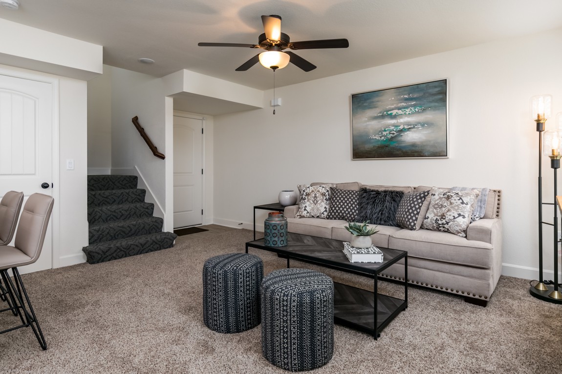 19527 Mulberry Ln - Photo 2 of 15