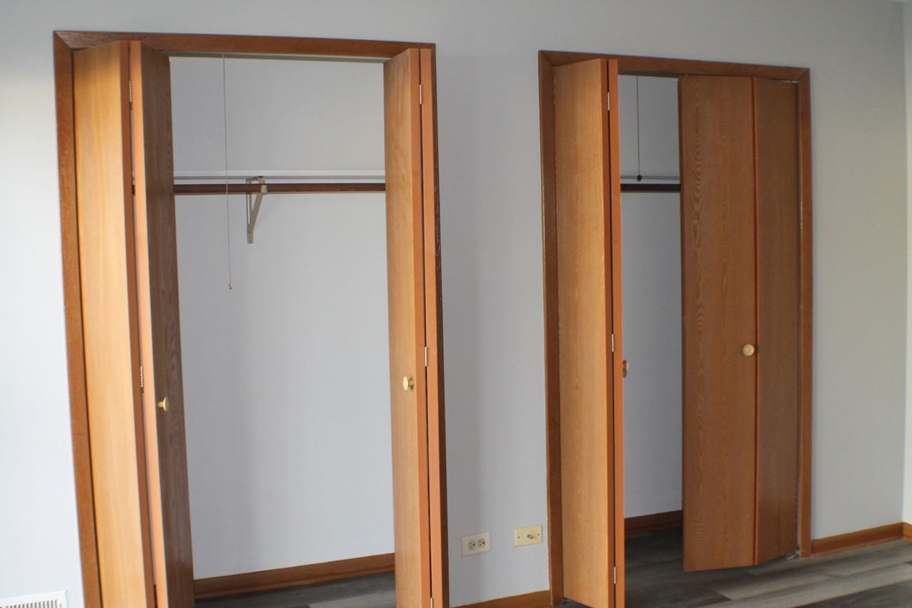 422 Meadow Green Ln #1 - Photo 5 of 9