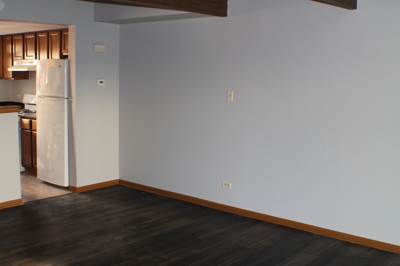 422 Meadow Green Ln #1 - Photo 7 of 9