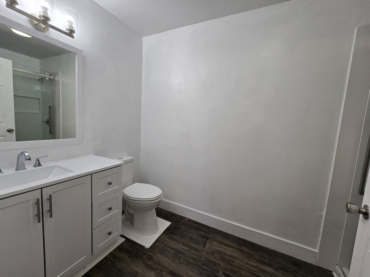 4 Martin Luther King Dr - Photo 2 of 10