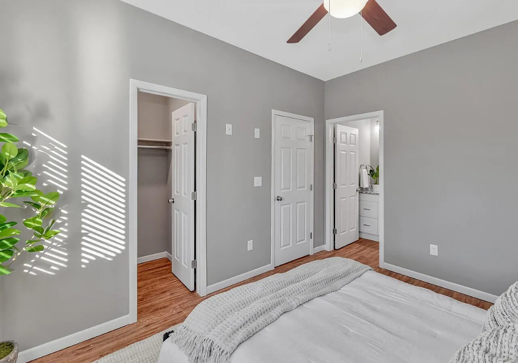 2019 W 13th St N #100 - Photo 4 of 21