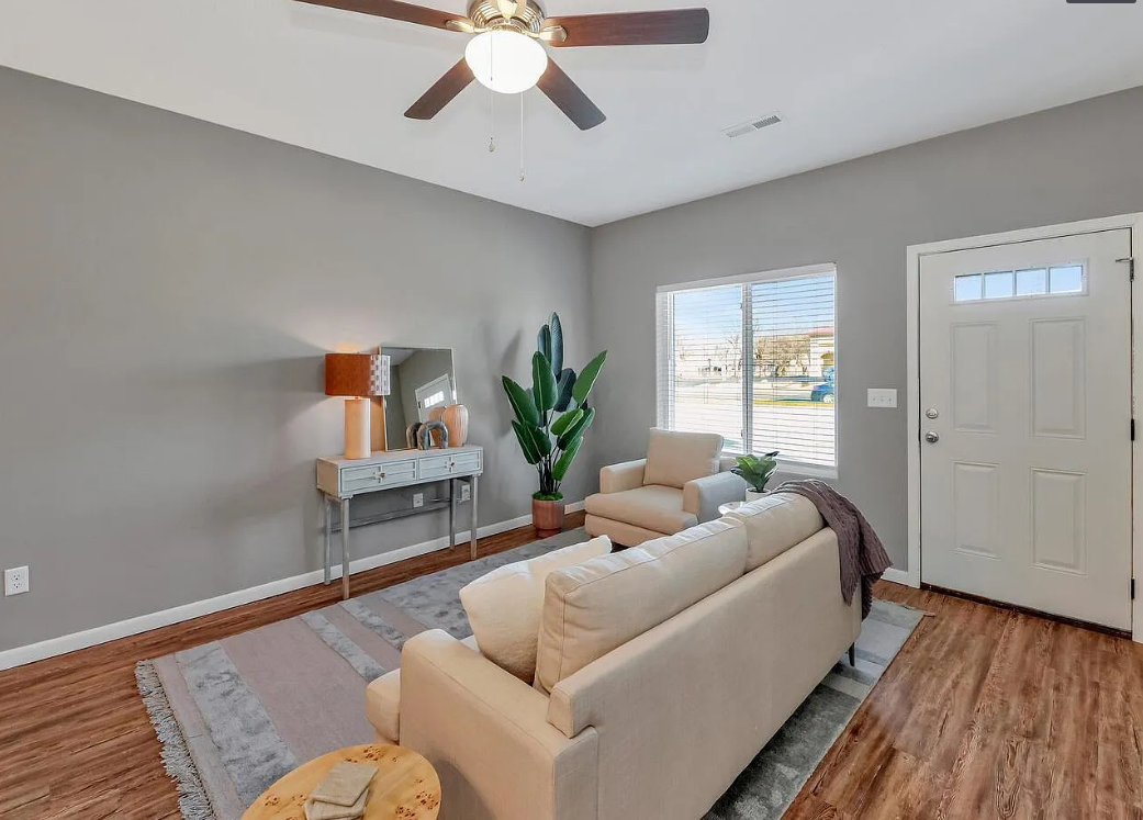 2019 W 13th St N #100 - Photo 3 of 21