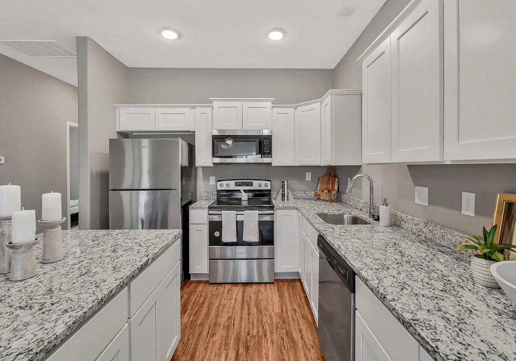 2019 W 13th St N #100 - Photo 6 of 21