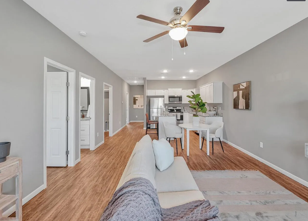 2019 W 13th St N #100 - Photo 5 of 21