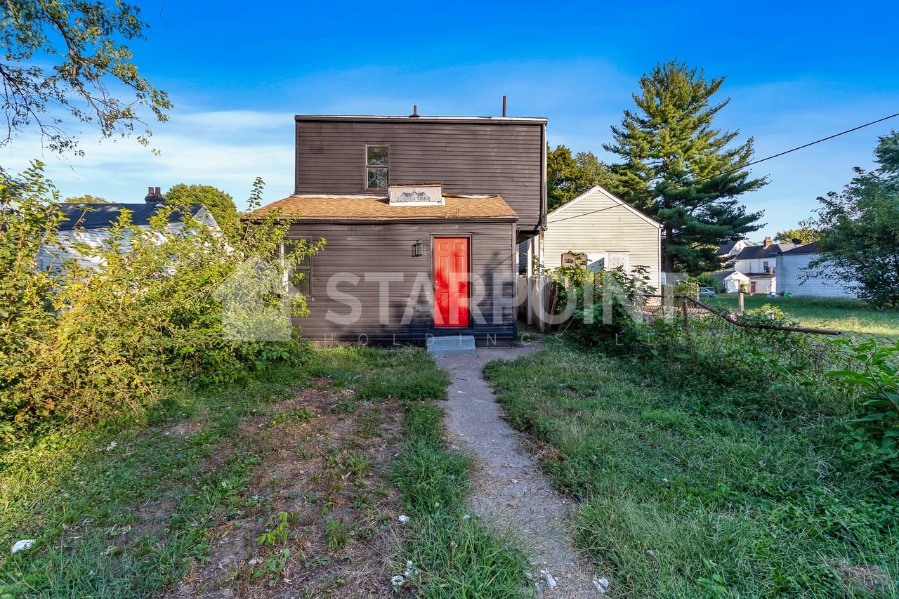 320 North 27th Street - Photo 2 of 11