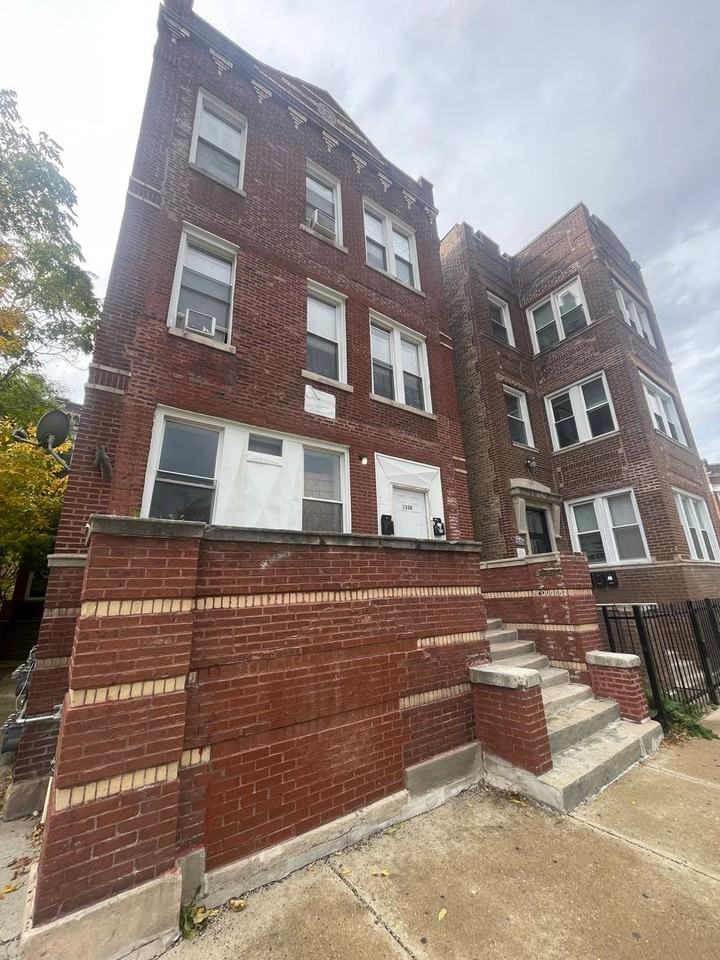 TLH TD Equities II LLC 1338 S Springfield - Photo 2 of 24