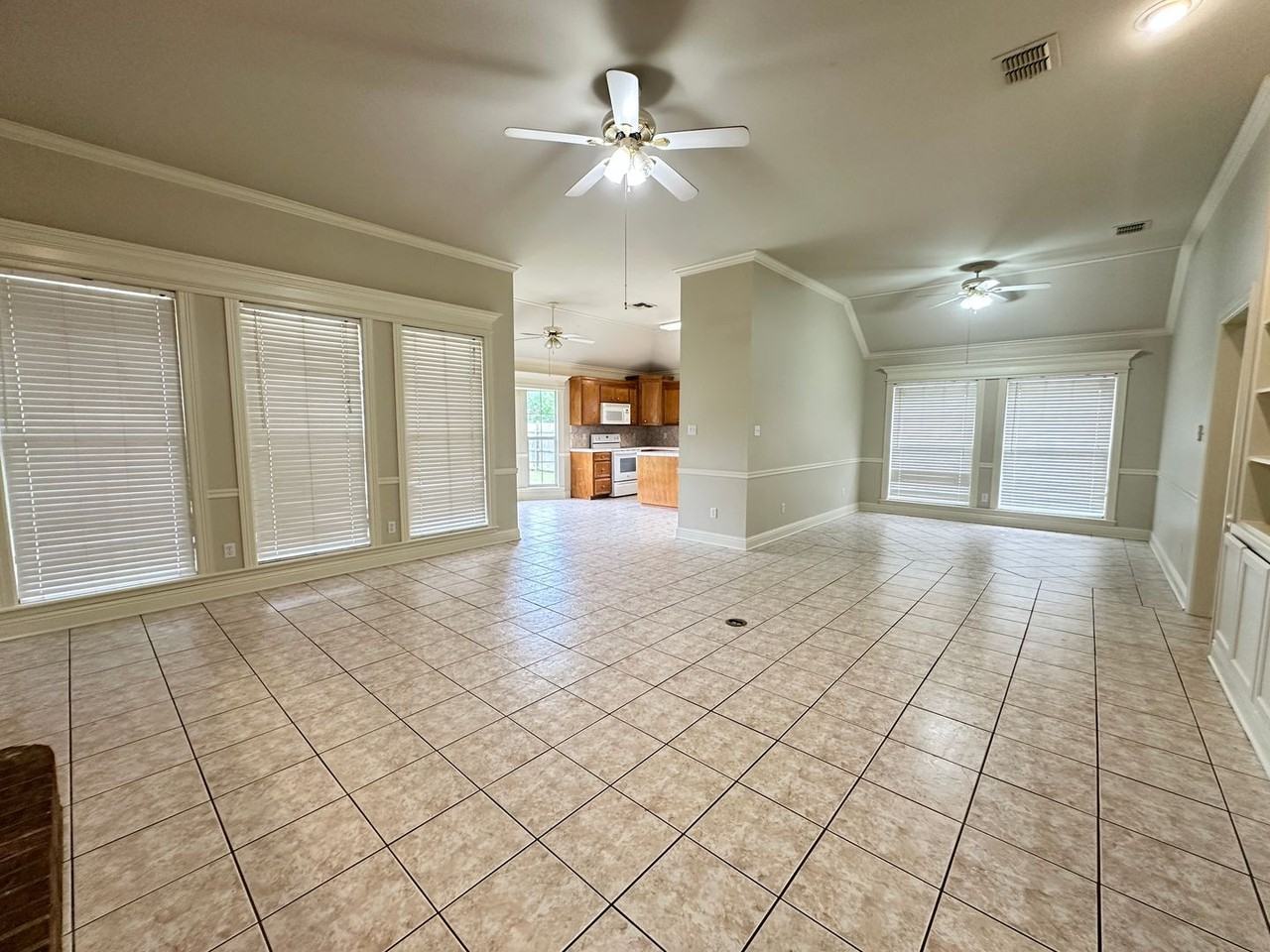 2208 Washburn Way - Photo 3 of 24