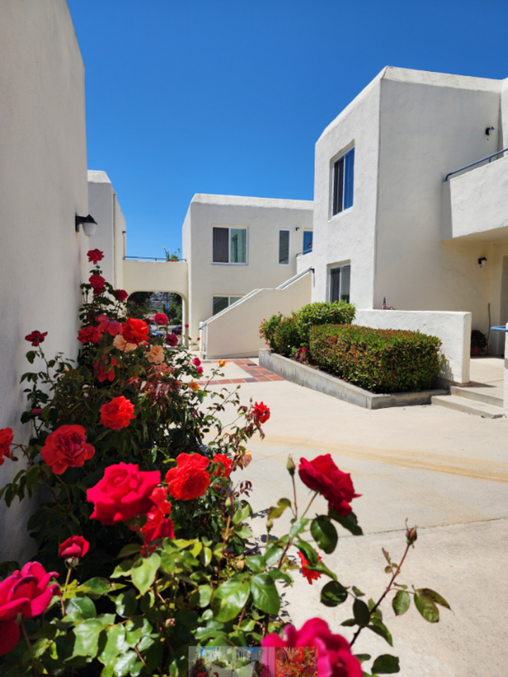 3459 Manchester Ave - Photo 2 of 26