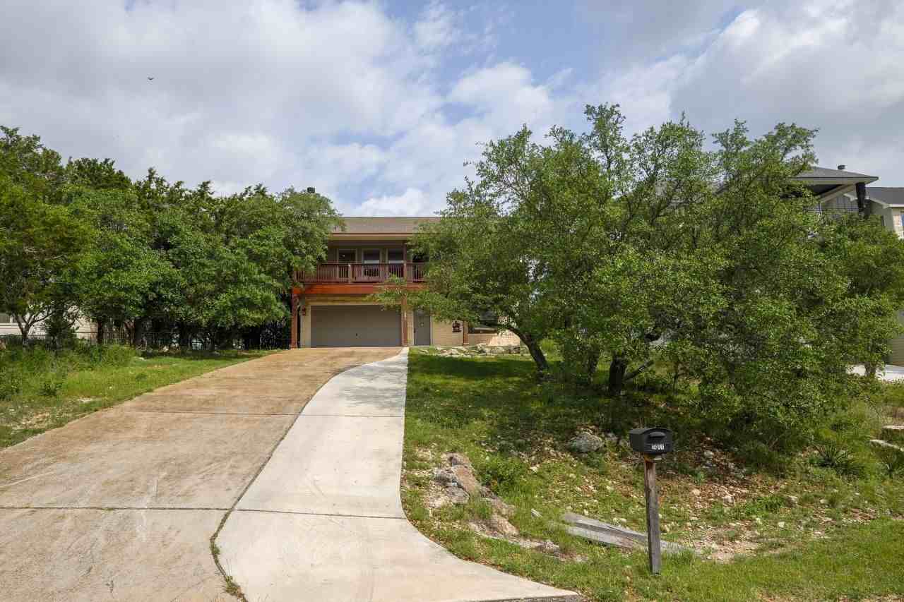 3019 Rustler - Photo 2 of 24