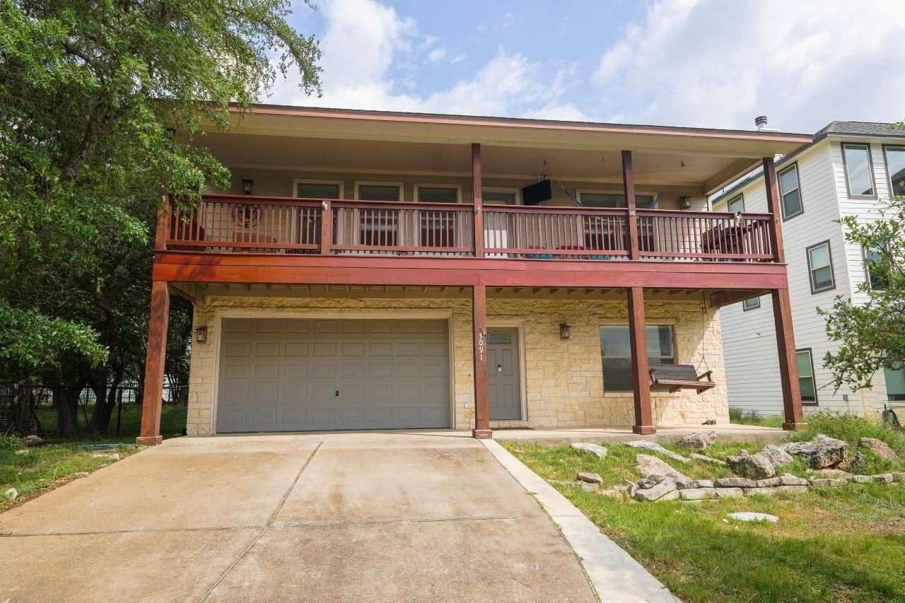 3019 Rustler - Photo 3 of 24