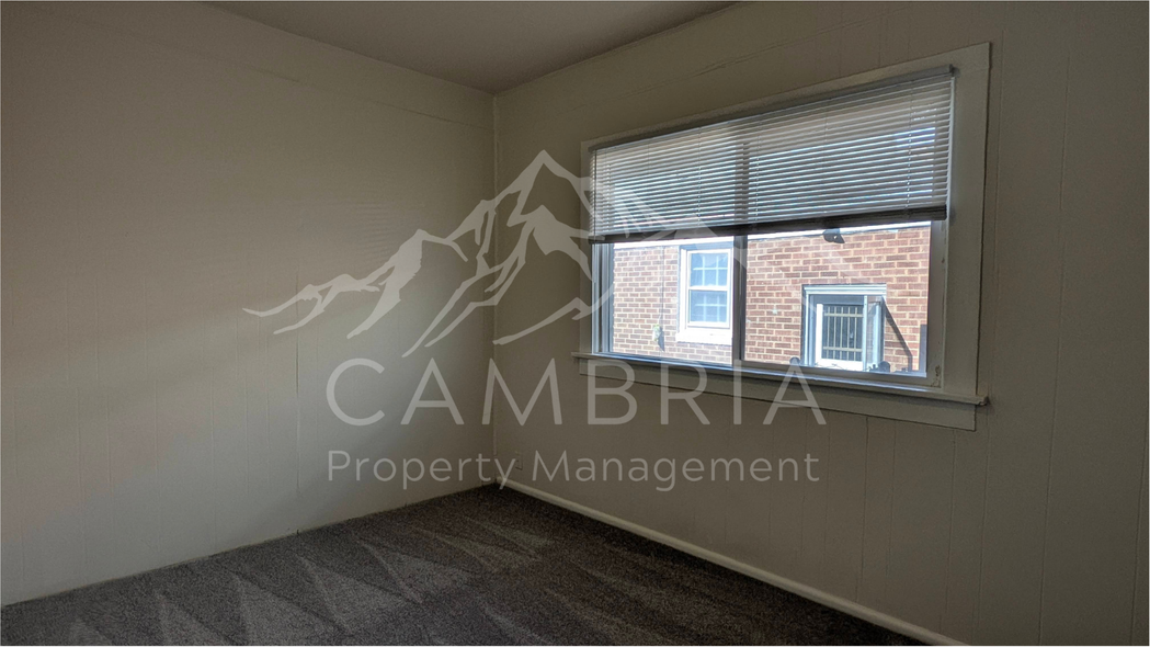 151 E 1700 S - Photo 4 of 8