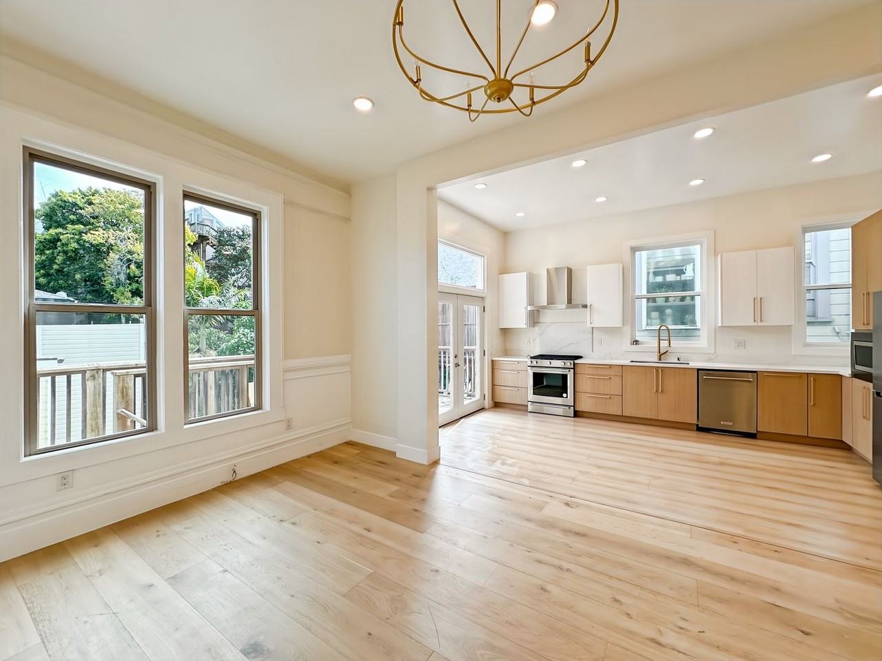 1415 Golden Gate Ave - Photo 2 of 32
