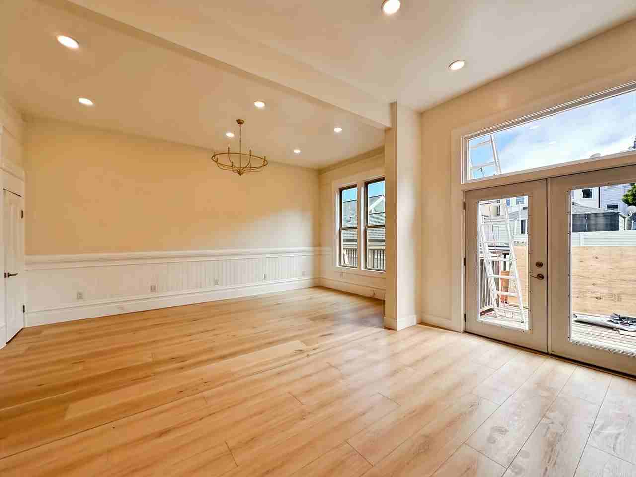 1415 Golden Gate Ave - Photo 3 of 32