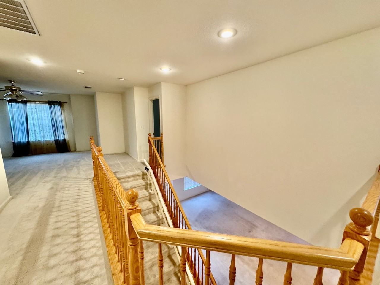 915 Cardoza Rd - Photo 7 of 24