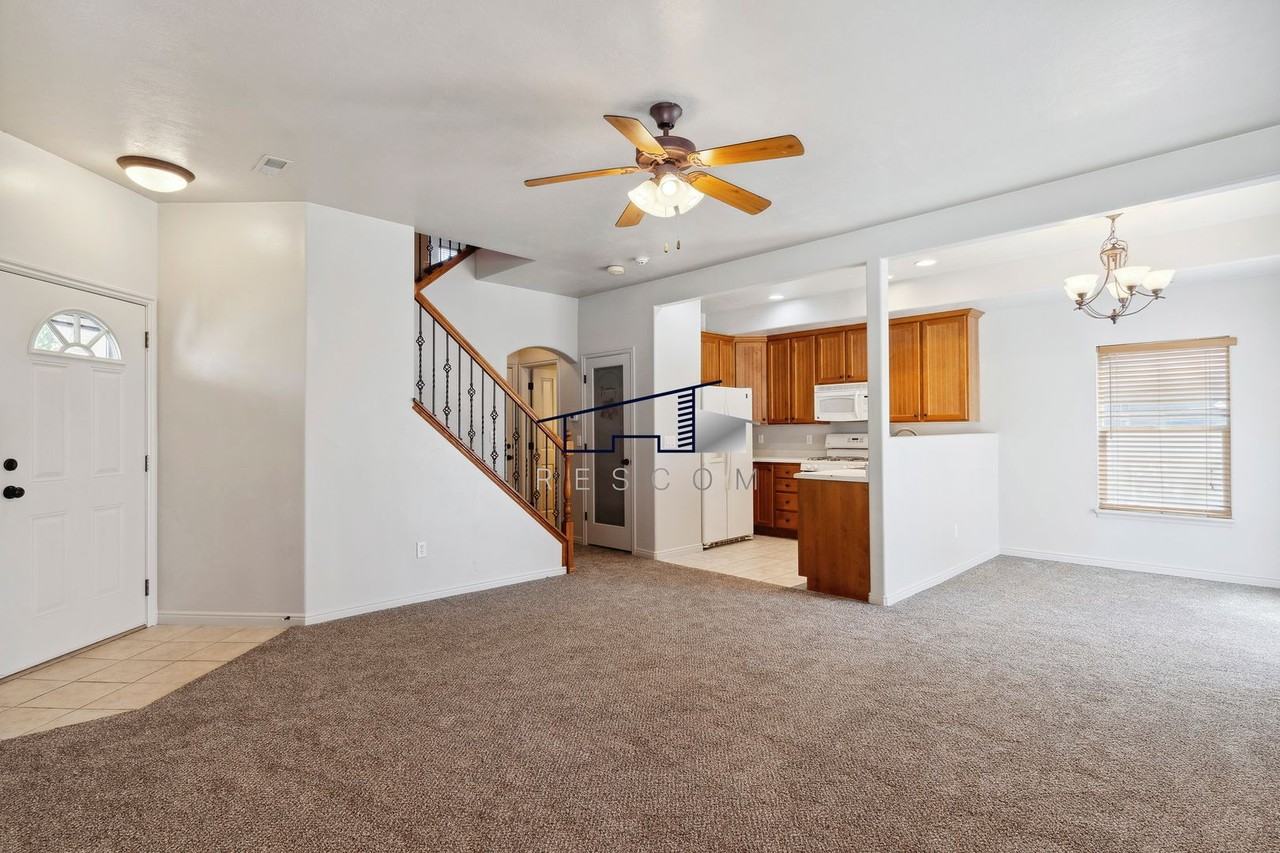 6136 S 1450 E - Photo 2 of 24