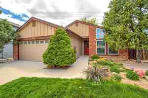 featured image of 7951 S Quince Way