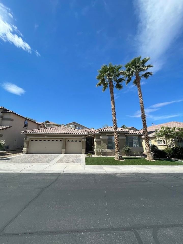 1405 European Dr