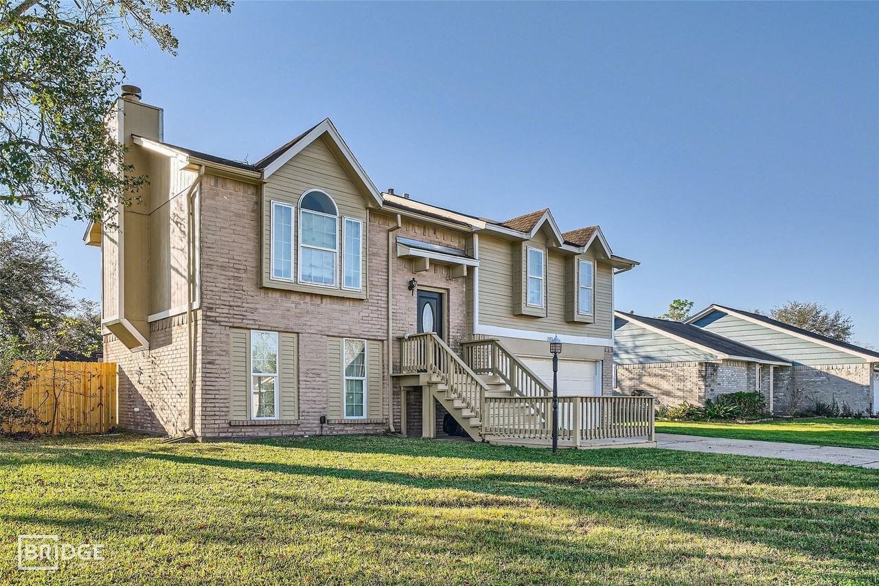 2801 Custer Dr - Photo 2 of 28