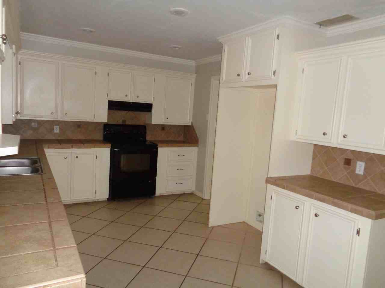 617 Glenhaven Dr - Photo 5 of 14