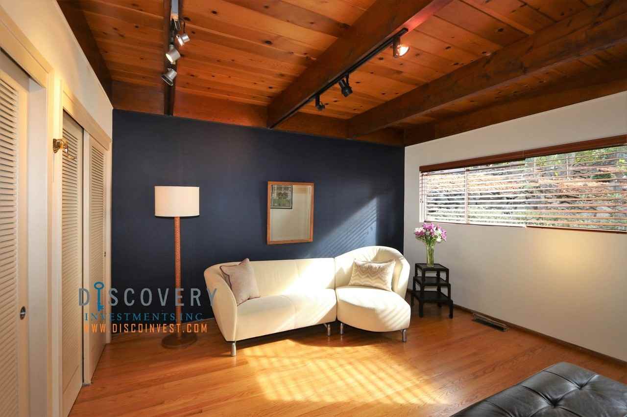 6225 Elderberry Dr - Photo 3 of 23