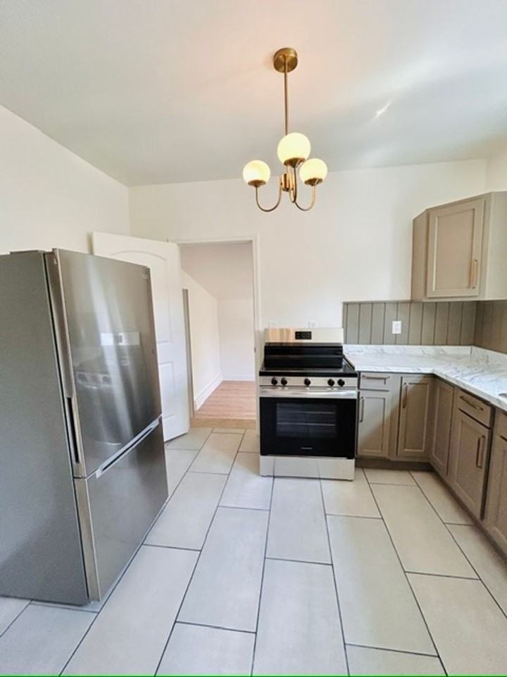 3500 Sevier Ave - Photo 5 of 16