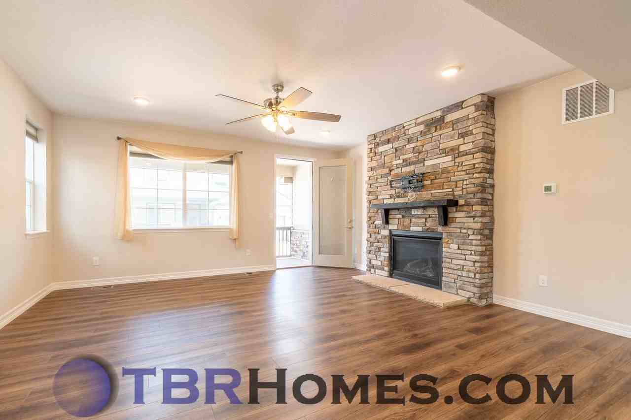 11924 Norfolk Ct - Photo 6 of 21